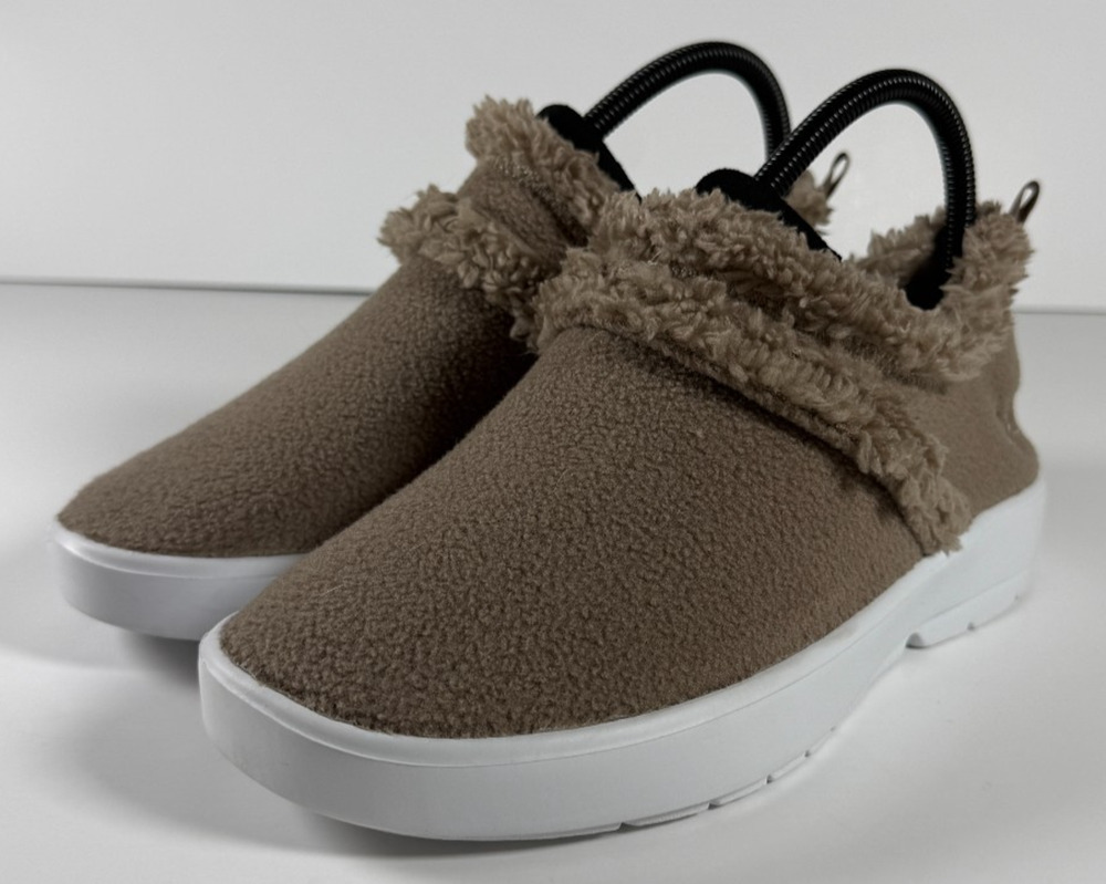OOFOS OOcoozie Low Chocolate Fleece Recovery Shoes Women's Slip On